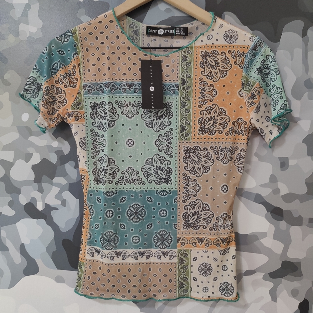 Daisy Street Urban Outfitters Paisley Sheer Short Sleeve Top - Size M